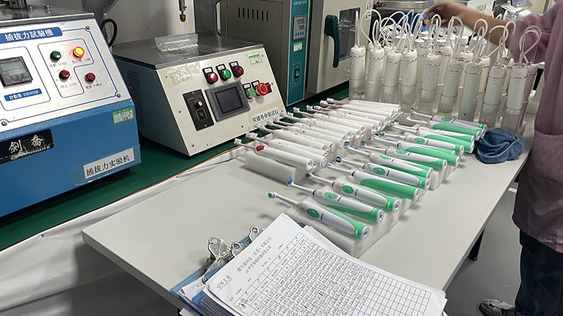 Como o fabricante de escovas de dente elétrica garante a qualidade do produto e do serviço